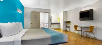 Motel 6 Anderson, CA - Redding Airport