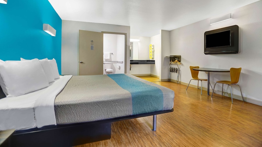 Motel 6 Anderson, CA - Redding Airport