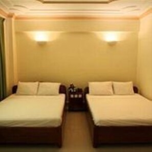 Superior Room | Desk, free WiFi - Phkar Chhouk Tep 2 (Phnom Penh)