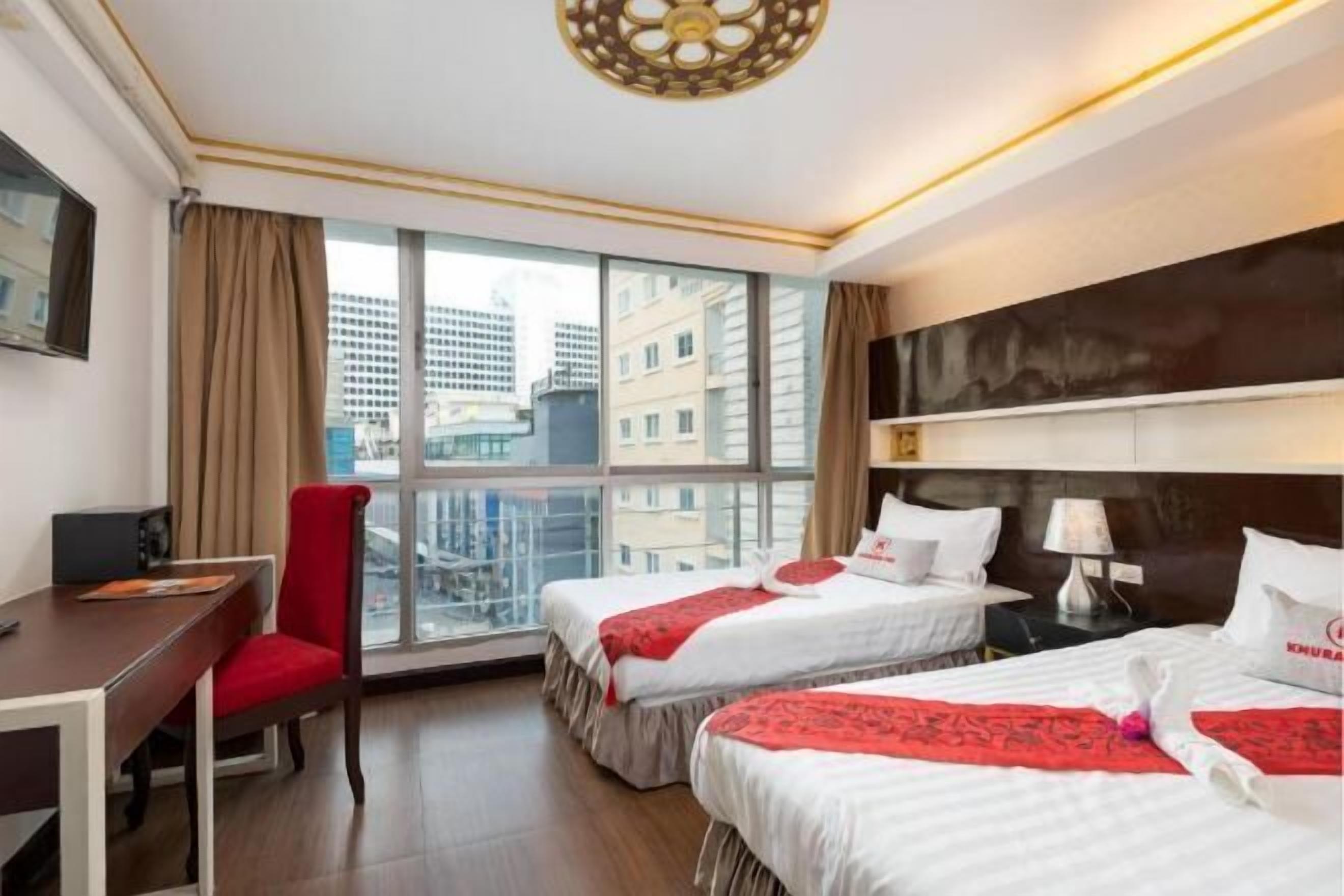 In-room safe, desk, soundproofing, free WiFi