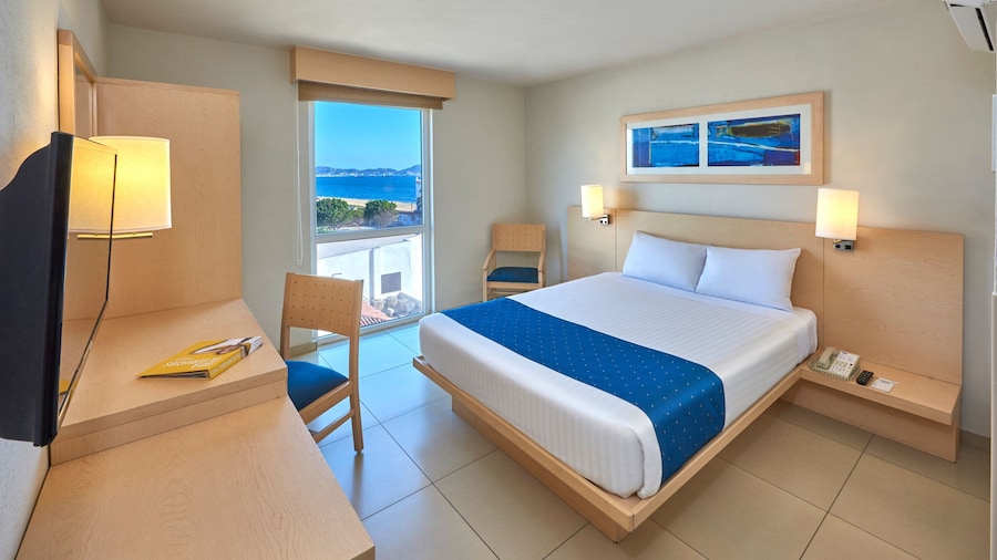 City Express by Marriott Manzanillo