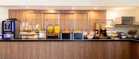 Desayuno completo incluido todos los días