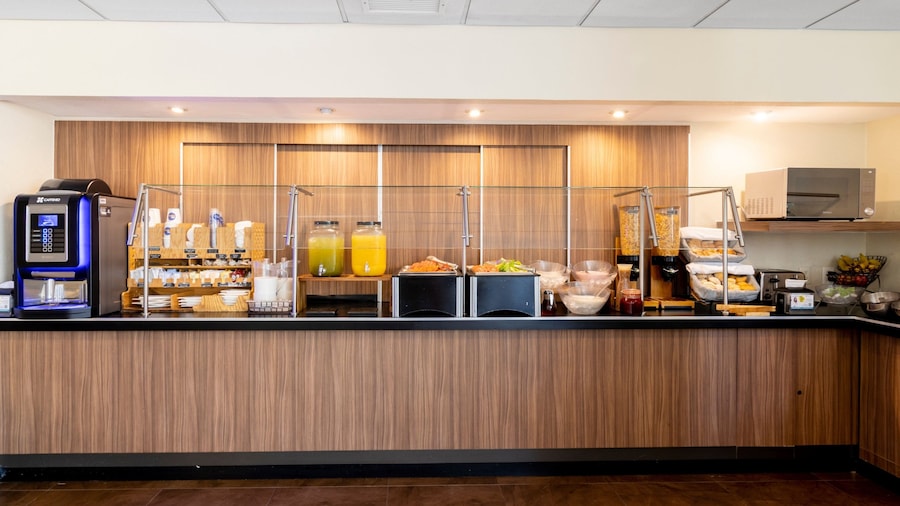 City Express by Marriott Ciudad del Carmen