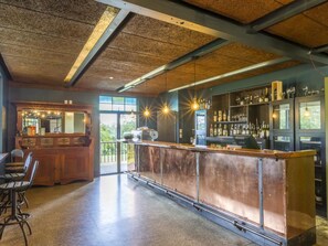 Bar (a l'allotjament)