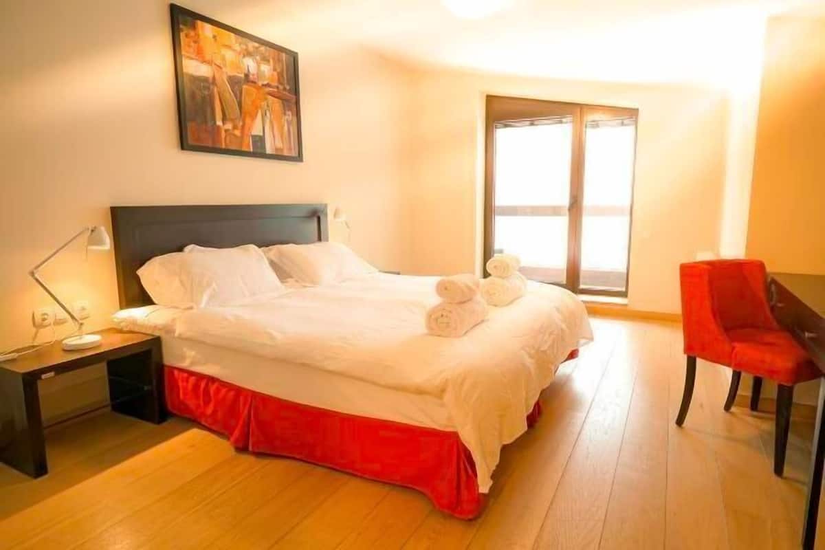 2 habitaciones, ropa de cama de alta calidad y cubrecamas