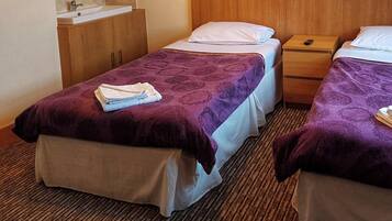 Standard Double or Twin Room, Shared Bathroom