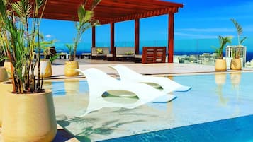 Outdoor pool, pool loungers