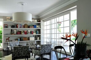 Lobby - Casa Mosquito (Rio de Janeiro)