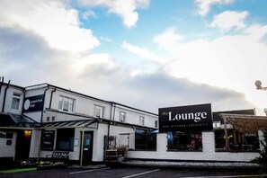 Exterior - Lomond Park Hotel (Alexandria)