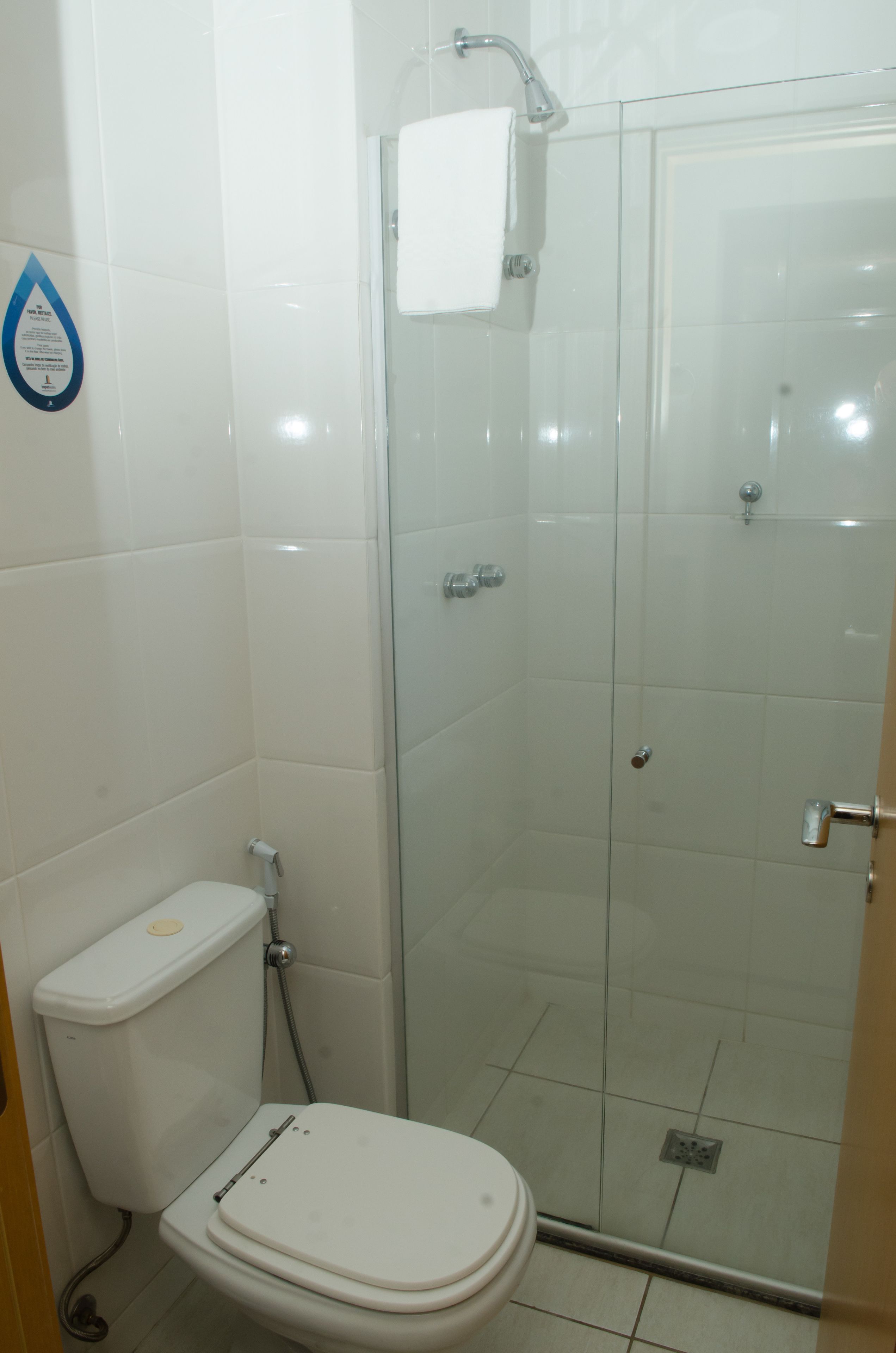 shower, free toiletries, towels