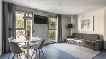 1 chambre, coffres-forts dans les chambres, bureau