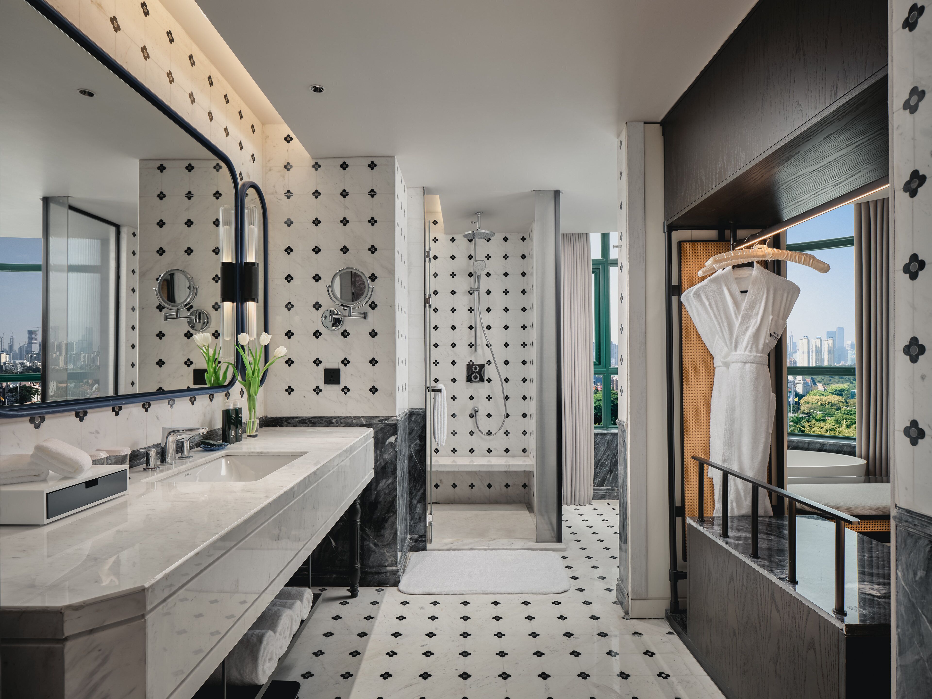 suite, 1 king bed (powder room) | bathroom | free toiletries, hair dryer, bathrobes, slippers