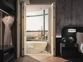 Suite, 1 chambre (Powder Room) | Literie de qualité supérieure, minibar, coffres-forts dans les chambres