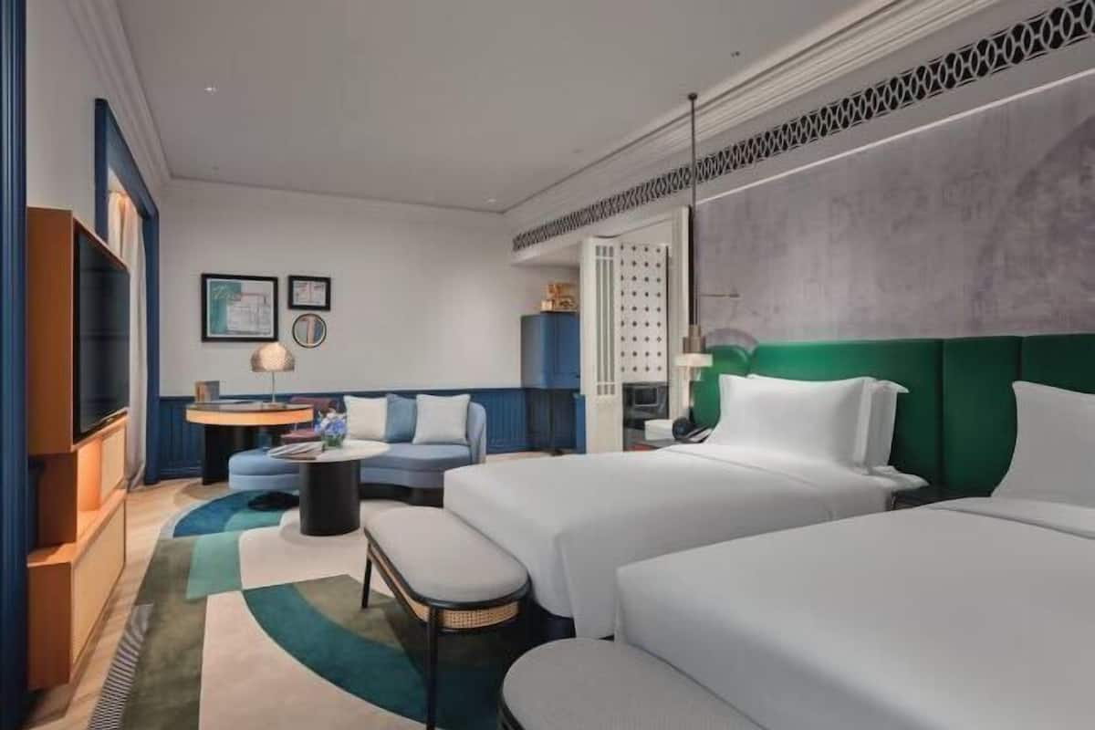 1 bedroom, premium bedding, minibar, in-room safe