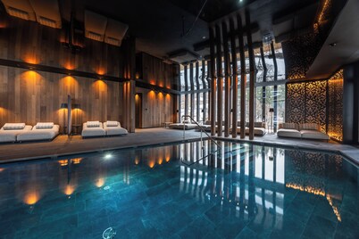 Hotel Vioz - Family Hotel & Apartments