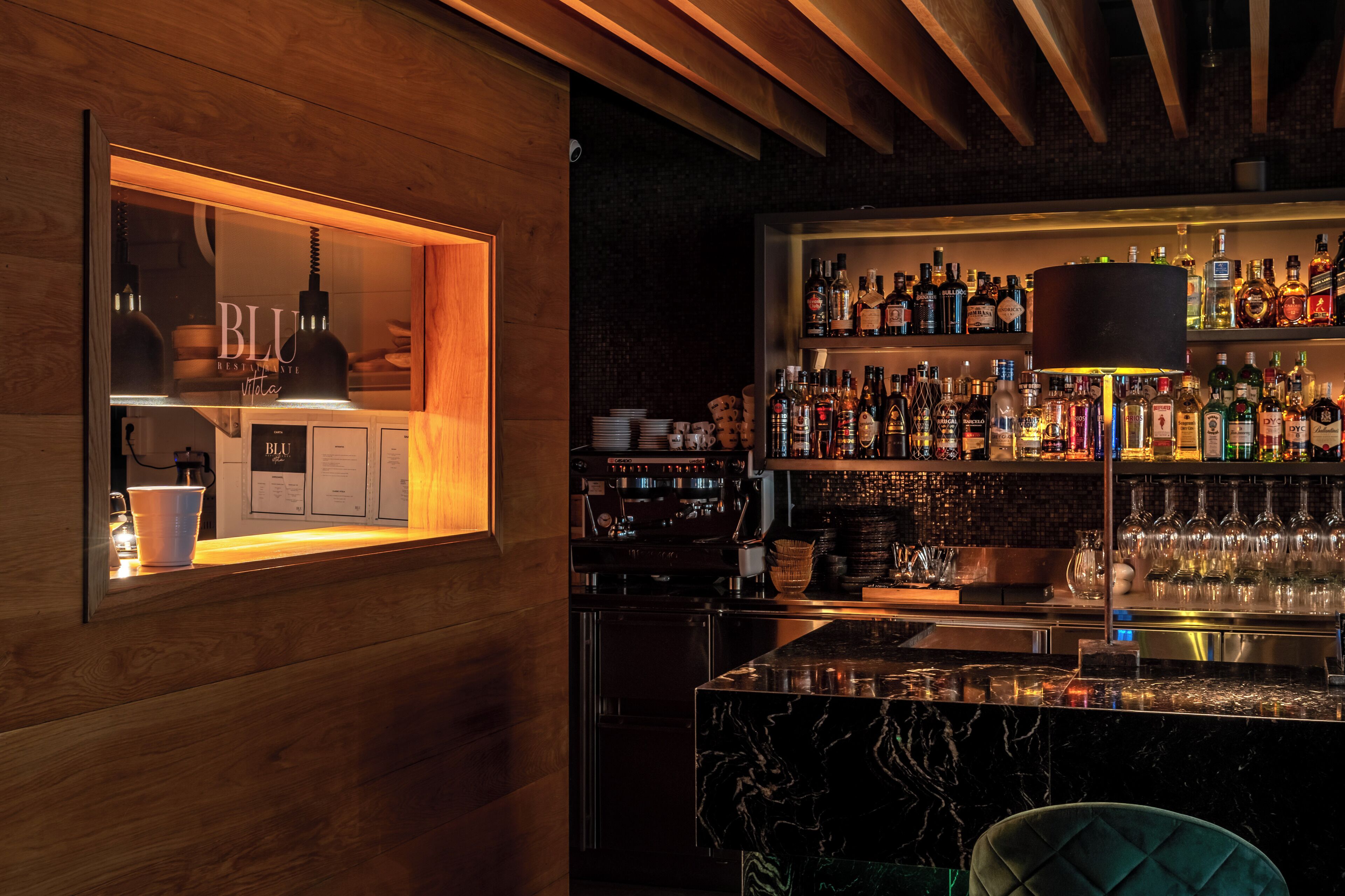 breakfast, lunch and dinner served