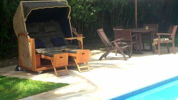 Outdoor pool, pool umbrellas