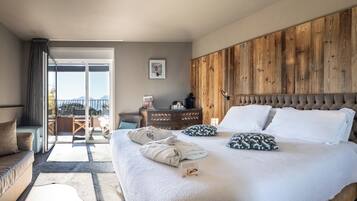 Minibar, in-room safe, desk, blackout drapes