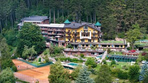 Front of property - Sport Hotel Panorama - SPA Resort (Fai della Paganella)