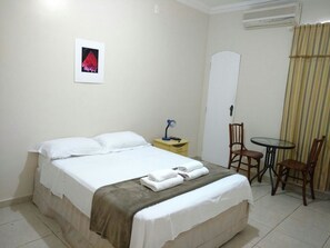 Minibar, in-room safe, free WiFi - Chez Les Rois Bed And Breakfast (Manaus)