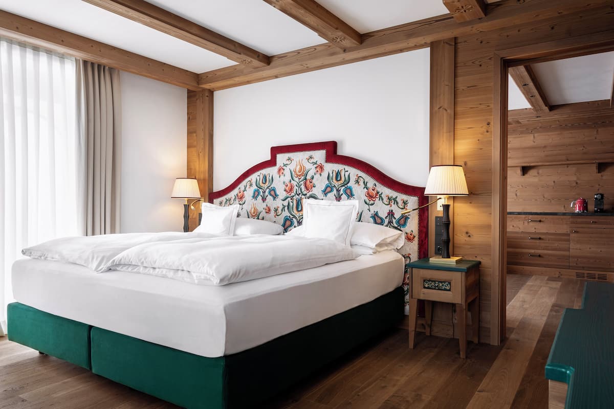 Standard Suite, Multiple Beds | Premium bedding, down duvets, minibar, in-room safe