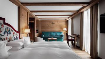 Standard Suite, Multiple Beds, Mountain View (Junior Suite View) | Hochwertige Bettwaren, Daunenbettdecken, Minibar, Zimmersafe