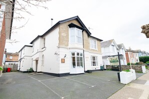 Entrada de la propiedad