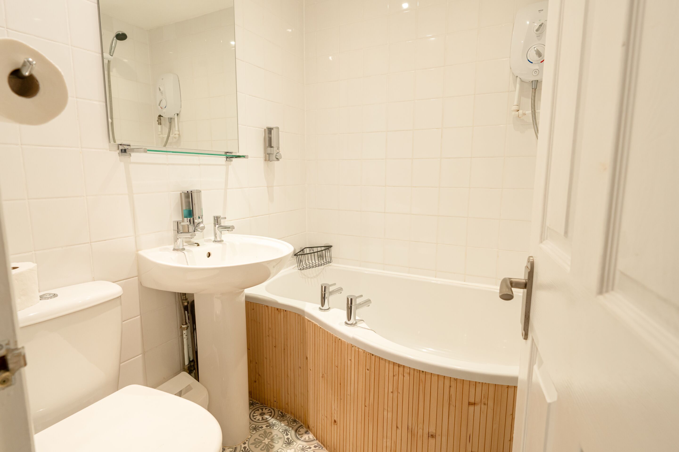Double Room, Ensuite (1st Floor) | Bathroom
