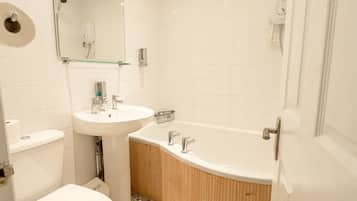 Double Room, Ensuite (1st Floor) | Bathroom