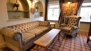 Lobby sitting area - The New Hobbit Hotel (Sowerby Bridge)