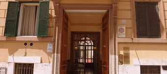 Tibullo Guesthouse