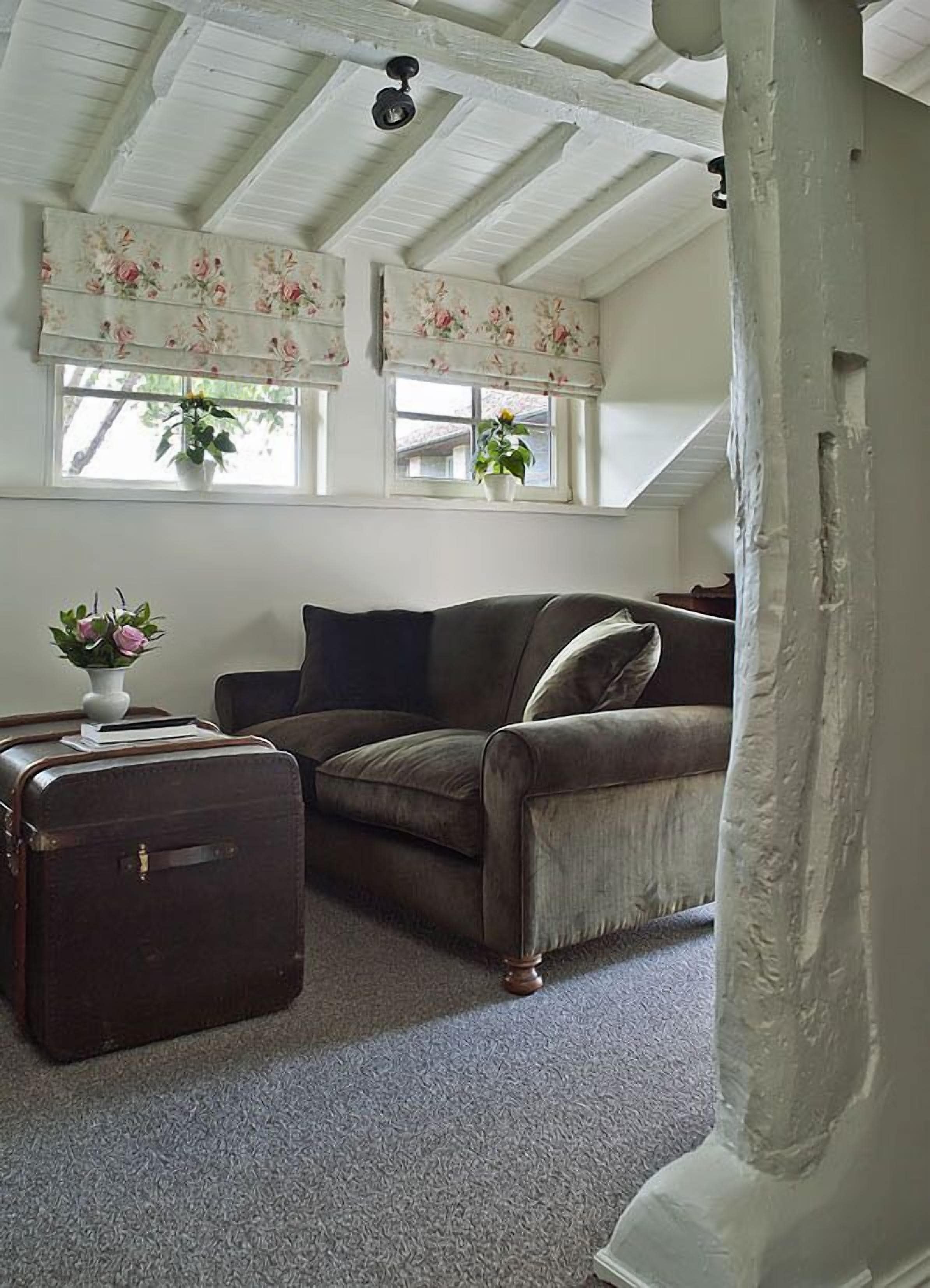 fisherman's cottage | 1 bedroom, hypo-allergenic bedding, minibar, in-room safe