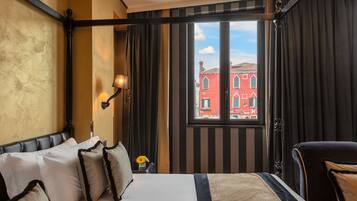 Suite, vista canale | Vista dalla camera
