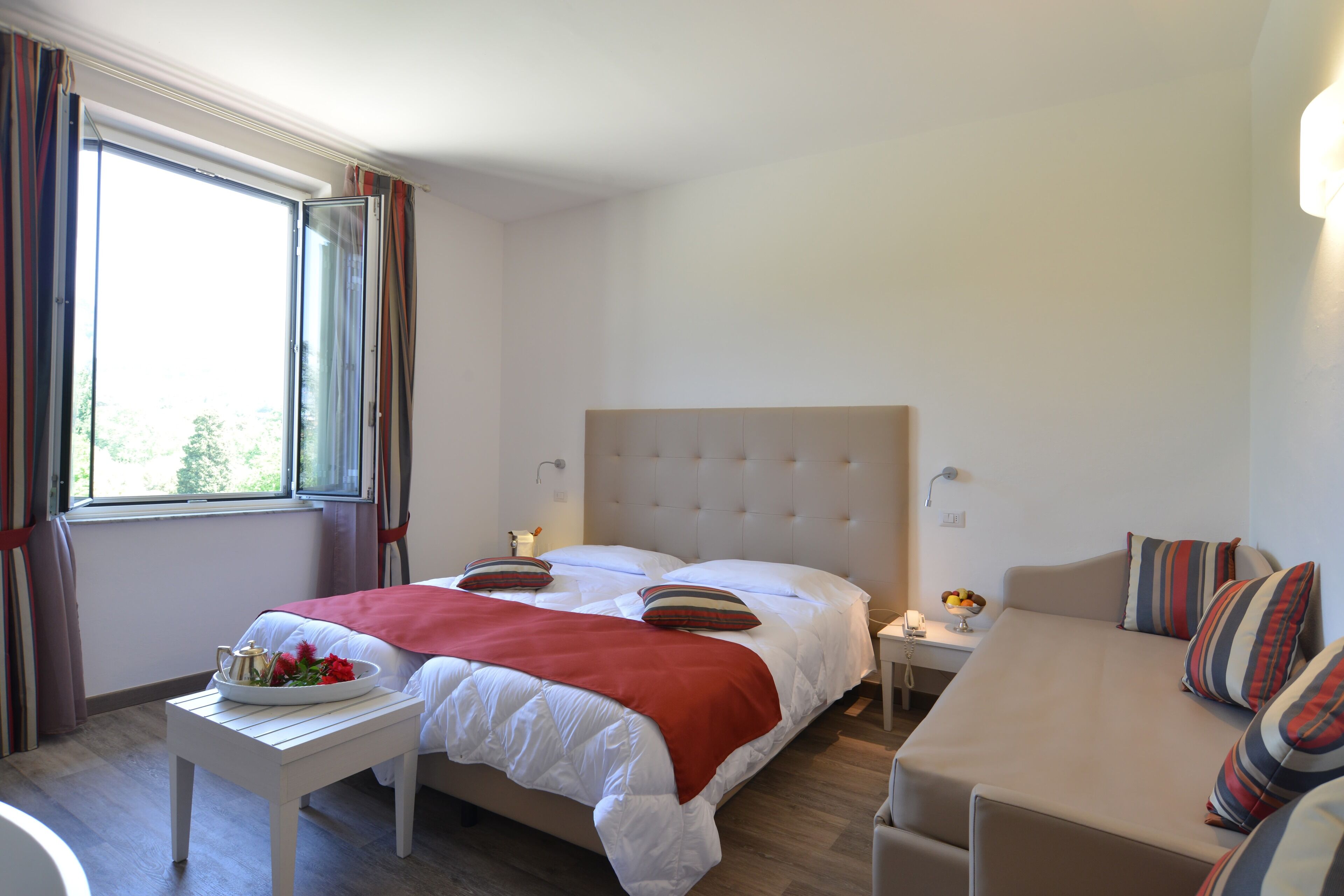 Minibar, in-room safe, individually furnished, desk