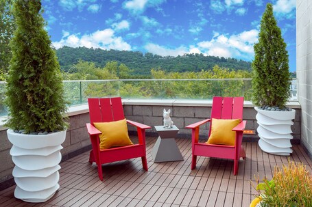 Aloft Asheville Downtown - Image 48