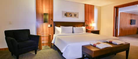 1 bedroom, minibar, in-room safe, individually furnished