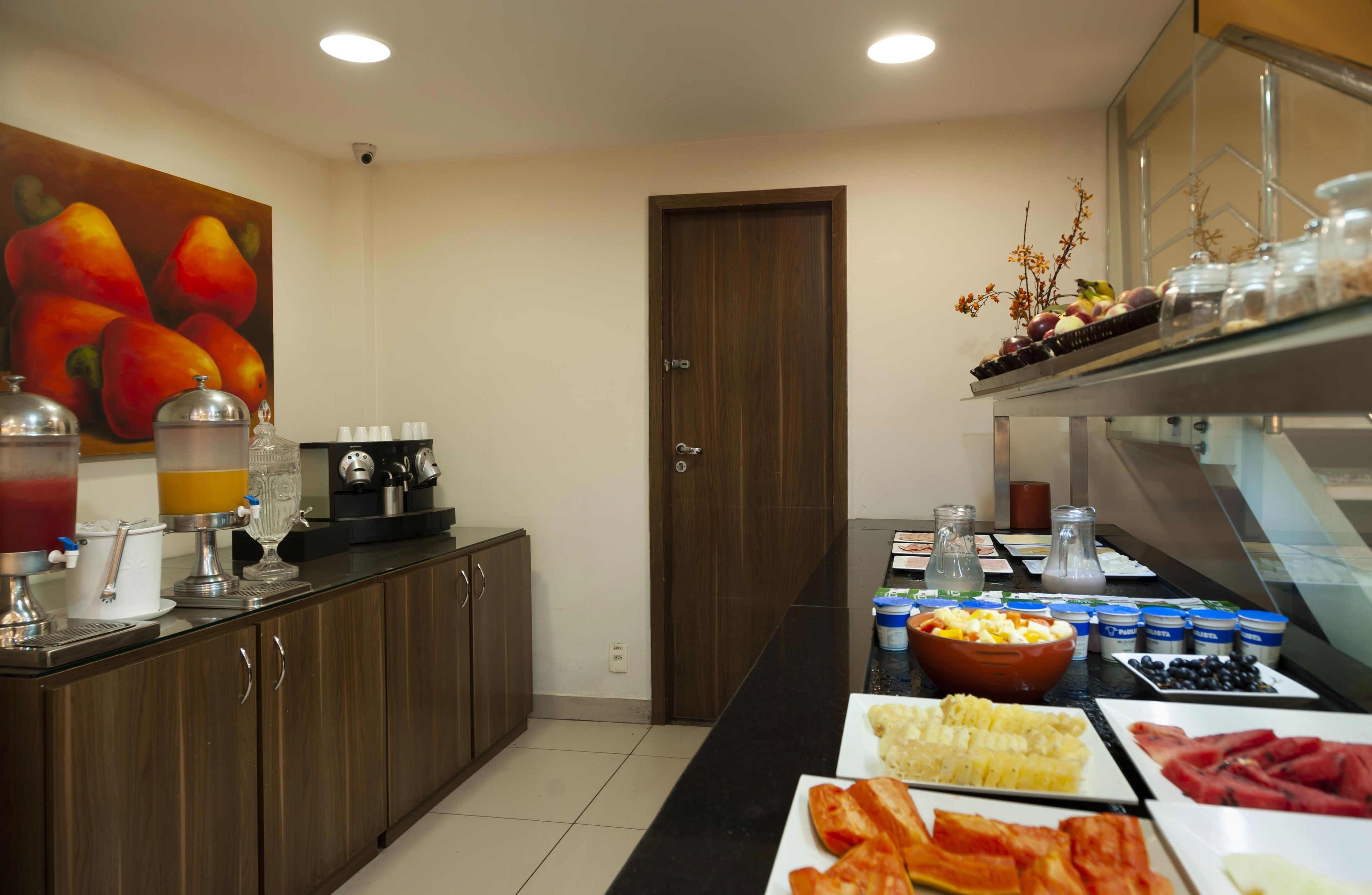 daily buffet breakfast (brl 49.39 per person)