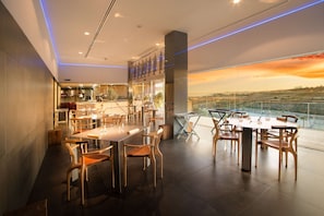 Hi ha 10 restaurants amb plats de cuina internacional