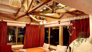Triple Room | 7 bedrooms, down comforters, Tempur-Pedic beds, blackout drapes - Hostal Madre Tierra (Cusco)