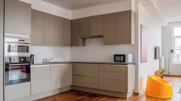Design Apartment, 2 Bedrooms | Private kitchen