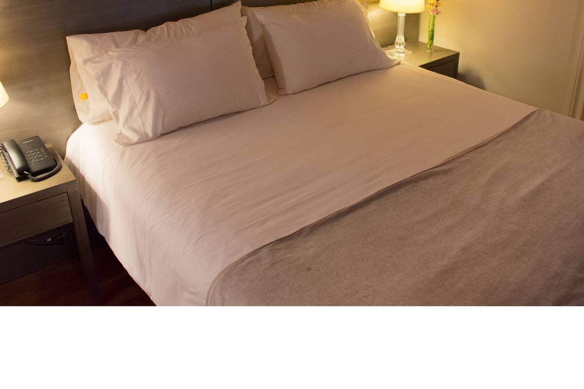 Superior Suite | Premium bedding, down comforters, pillowtop beds, in-room safe