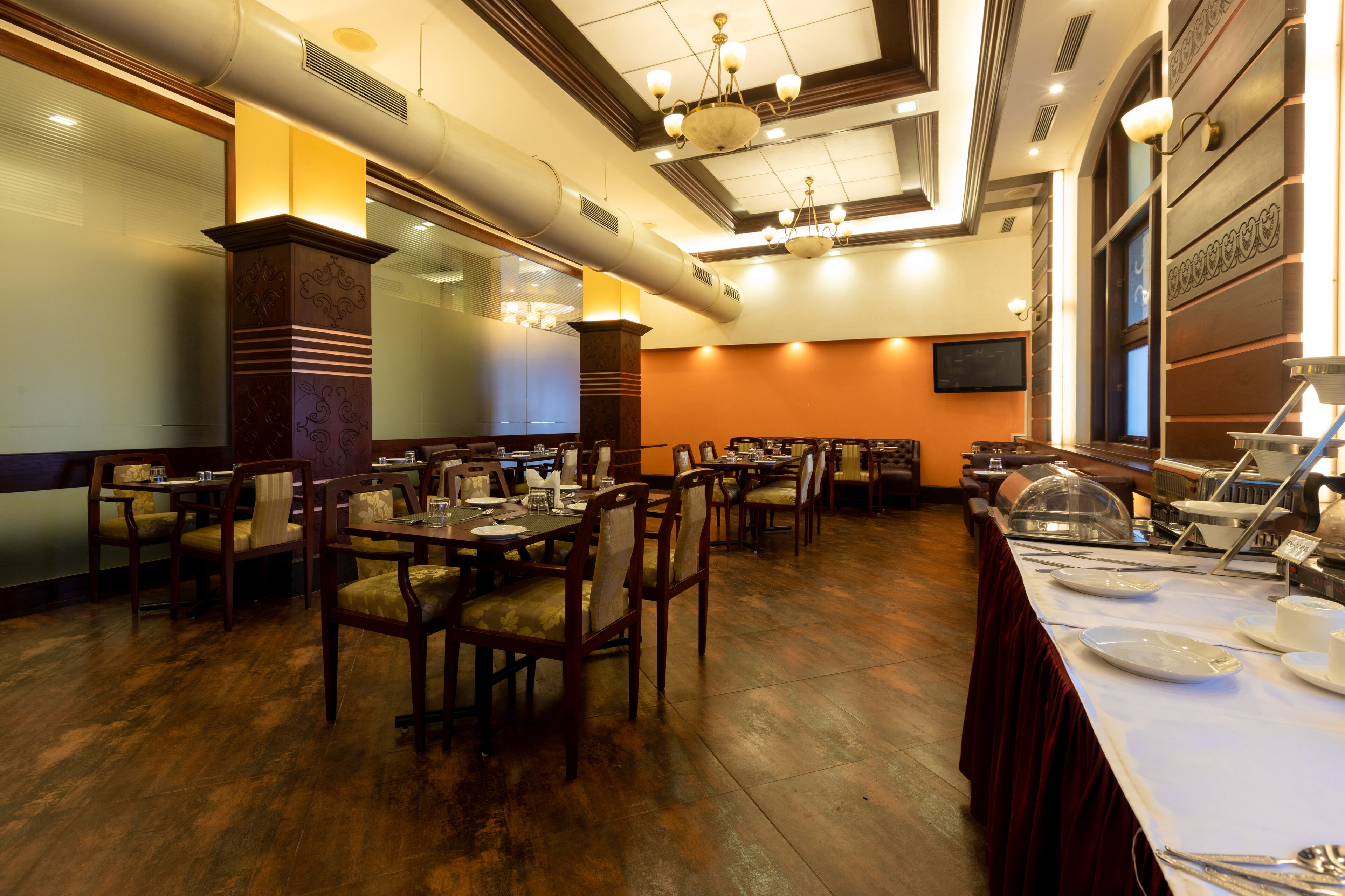 Daily buffet breakfast (INR 850 per person)