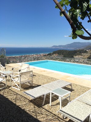 Exterior - La Finestra sul Mare (Bordighera)