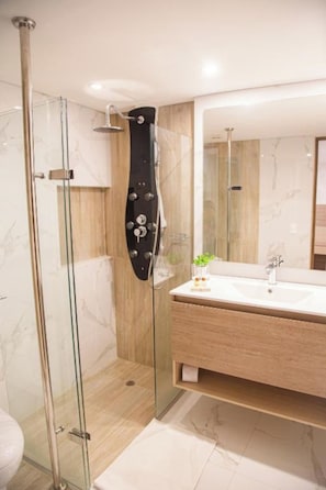 Standard Room | Bathroom