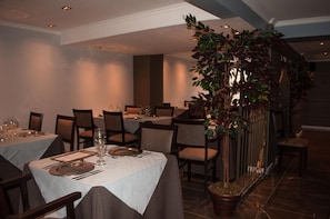 Dining - Platino Termas All Inclusive (Termas de Rio Hondo)