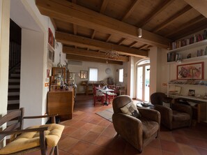 TV màn hình phẳng 