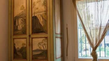 Superior Single Room | Room amenity