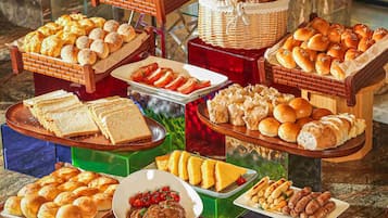 Frokostbuffé hver dag (mot et tillegg)