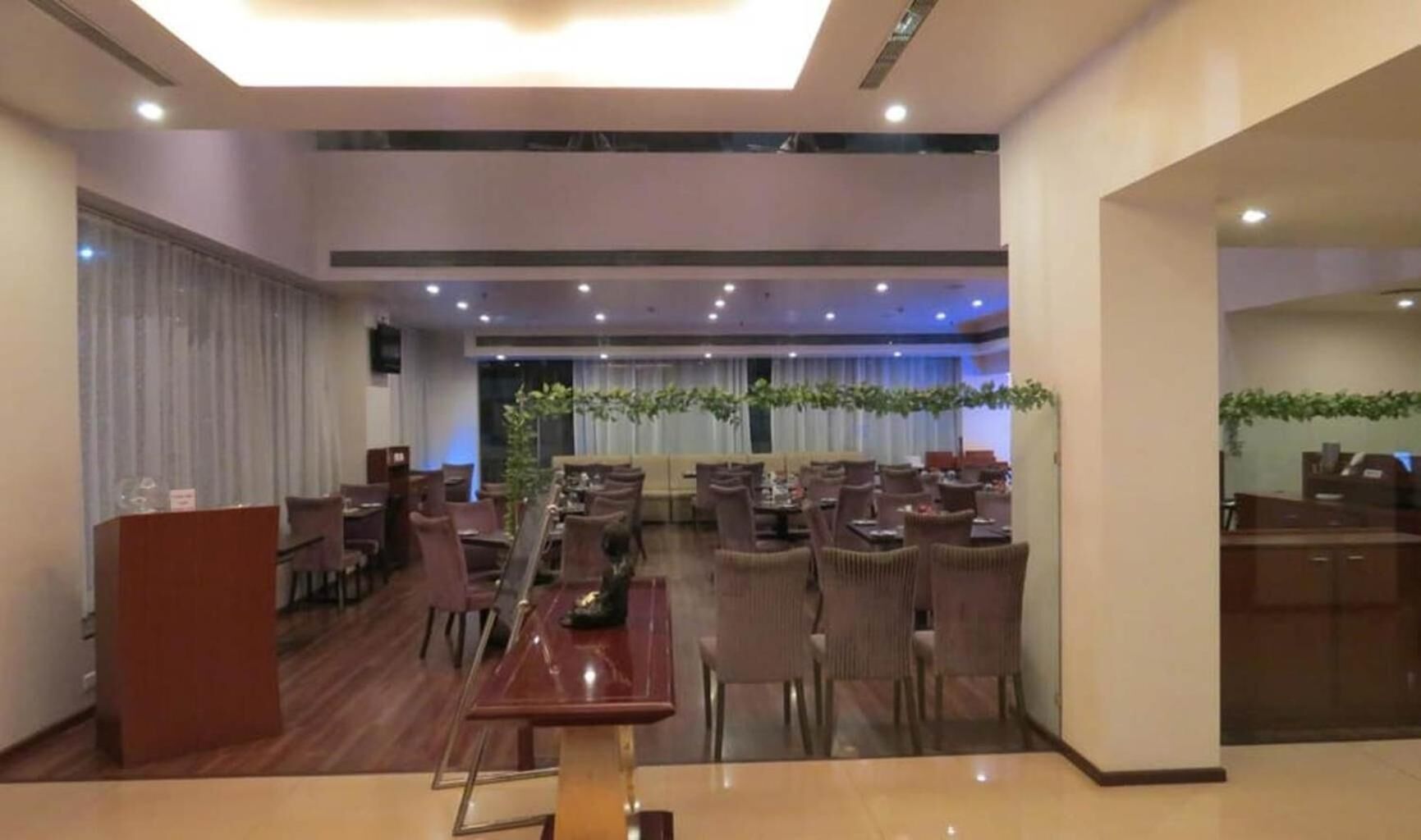 Local and international cuisine