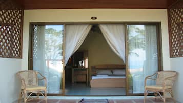 Deluxe-Doppelzimmer, 1 King-Bett, Strandnähe | Hochwertige Bettwaren, Select-Comfort-Betten, Zimmersafe